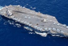 Трамп требует изменить конструкцию самых современных авианосцев США, несмотря на риск миллиардных расходов
