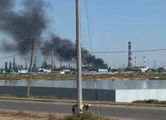 Пожар произошёл на одном из крупнейших НПЗ в Казахстане