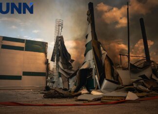 Массированная атака рф на Киевщину: пострадали склады "Форы" и ROSHEN, а также распределительные центры COMFY и "Будинку іграшок"
