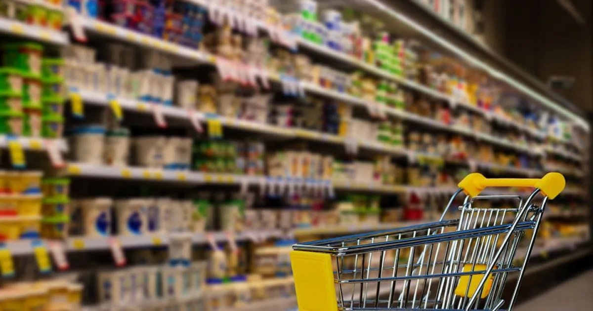 АТБ вводит лимиты, а "Сільпо" — нет: что происходит с продажей продуктов в Украине