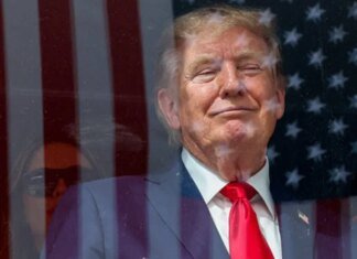 Трамп встретится с нефтепереработчиками из-за высоких цен на топливо в США — Bloomberg