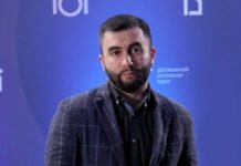 Жумадилов подал в отставку с должности главы Агентства оборонных закупок