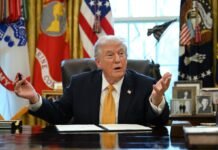 Трамп впервые высказался о визите директора ЦРУ в Москву