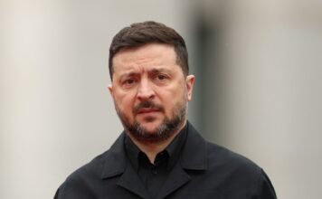 «Просто твари». Зеленский пообещал ответ на удар по ТЦ в Кривом Роге