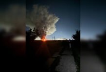 Дроны атаковали Воронежскую область РФ: после ударов горит логистический хаб Wildberries (видео)