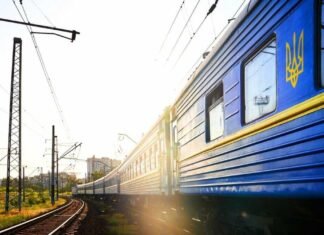 В Одесской области меняют движение пригородных поездов из-за атаки рф: какие рейсы с ограничениями