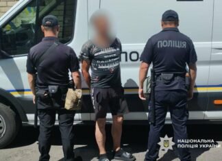 Пьяный военный бросил гранату у лицея Одесской области: пострадал 13-летний парень