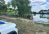 Не нырять и не заплывать далеко: полицейские Одесщины учат детей безопасности у водоемов