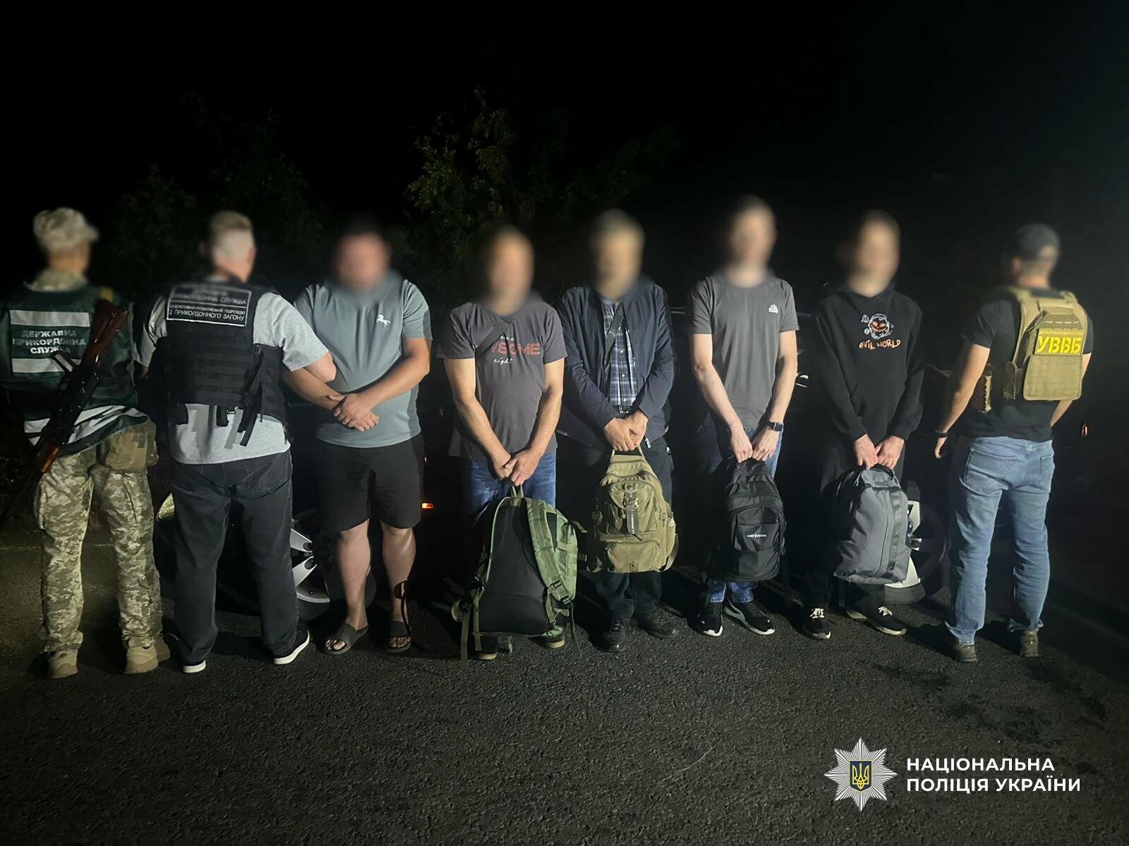 Поездка в Молдову за 700 долларов: в Одесской области водитель не довез четырех «клиентов»