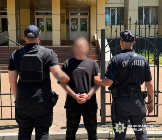 Ножом в грудь и костылем по голове: в Одессе будут судить двух мужчин за жестокие нападения