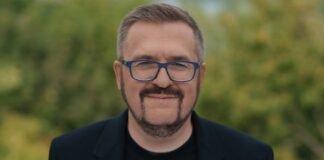 Александру Пономареву — 53: куда исчез певец и с кем он живет (фото)