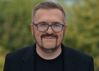Александру Пономареву — 53: куда исчез певец и с кем он живет (фото)