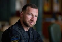 Из генерала — в гражданского. Как Хмара стал министром обороны