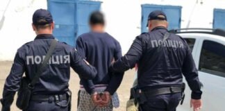 Подсел выпить, а потом получил отвертку: в Одесской области будут судить 20-летнего нападающего