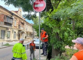 Светофоры вернули к работе: какие перекрестки в Одессе уже стали безопаснее