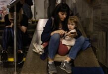 Россия повторно атаковала Киев баллистикой: в городе прогремели взрывы