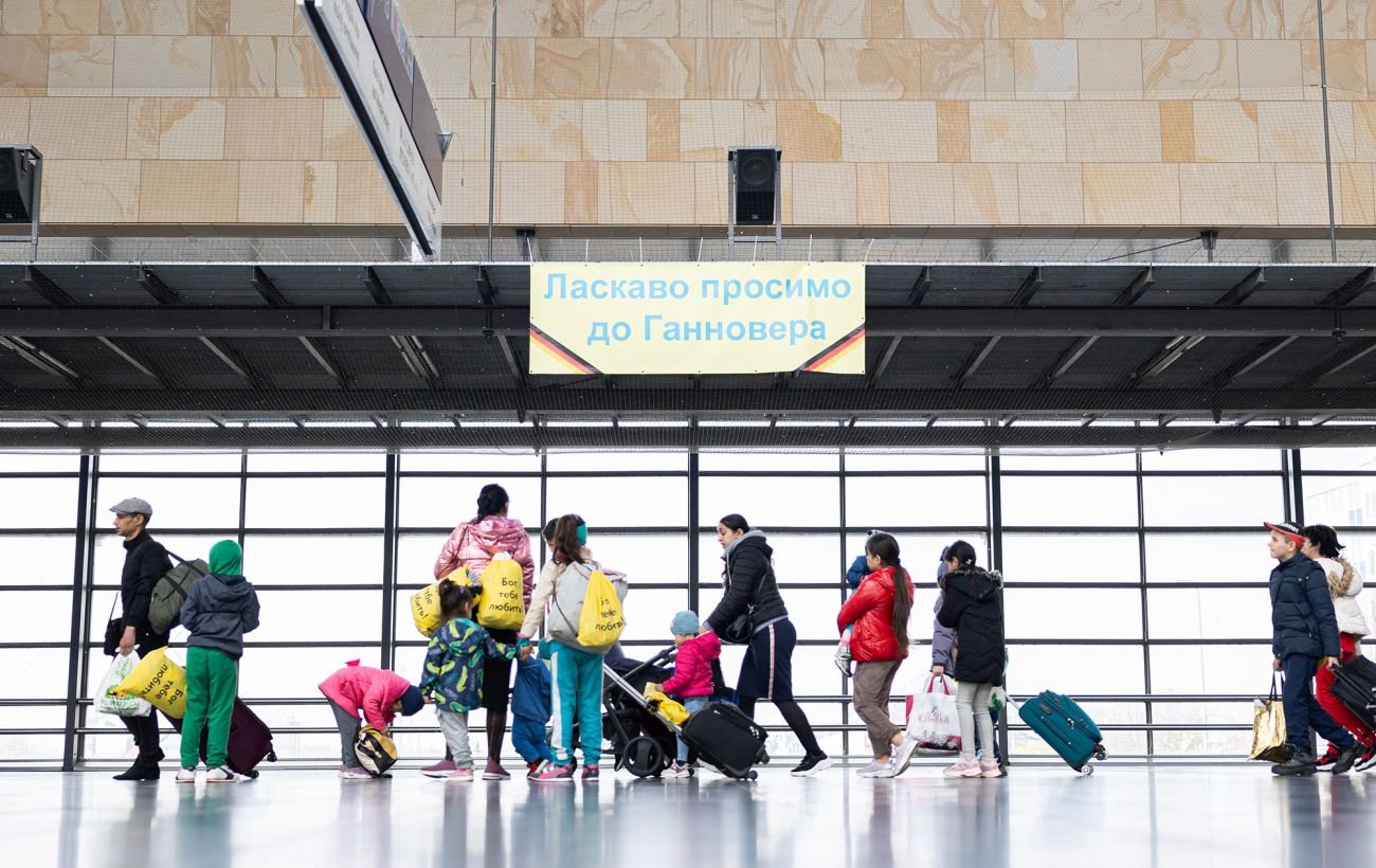 Сколько украинцев находятся в ЕС под временной защитой: данные Евростата