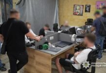Десятки обысков и сотни техники: в Одессе разоблачили мошеннические офисы