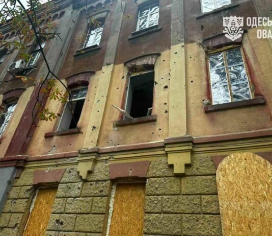 Враг более 7 часов атаковал Одессу и область: пострадали три человека — ОБНОВЛЯЕТСЯ