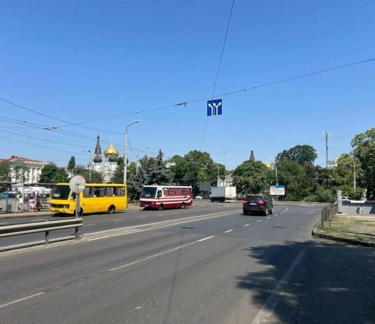 У вокзала в Одессе изменили правила движения: что нужно знать водителям