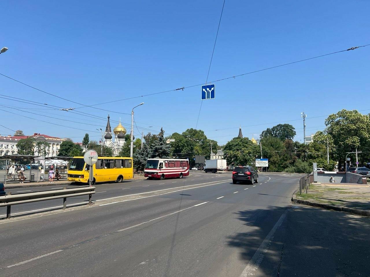 У вокзала в Одессе изменили правила движения: что нужно знать водителям