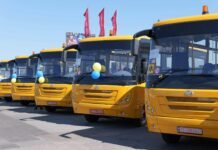 Новые автобусы для школьников: в Одесской области общинам передали еще 15 машин