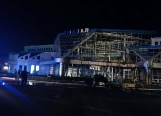 Россия всю ночь обстреливала Одесскую область: повреждены вокзал, многоэтажка и предприятие — ОБНОВЛЯЕТСЯ