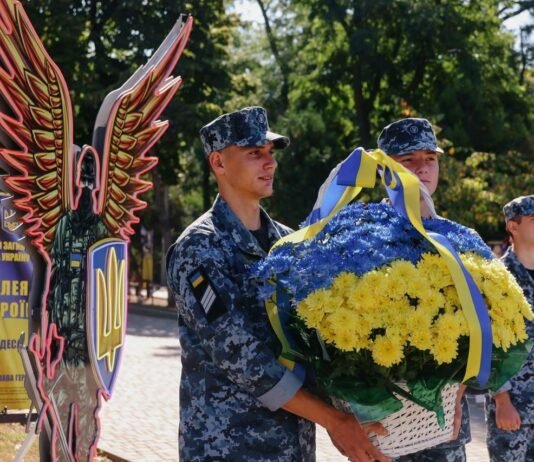Еще 48 имен навсегда на Аллее Героев: в Одессе почтили павших защитников