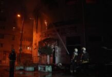 В ГСЧС показали первые фото последствий ночной атаки окупантов на Киев