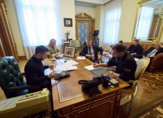 Макрон поможет Украине достать ракеты для Patriot, — Зеленский