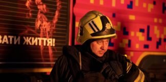 РФ массированно атаковала Сумы: в городе масштабные пожары и пострадал человек