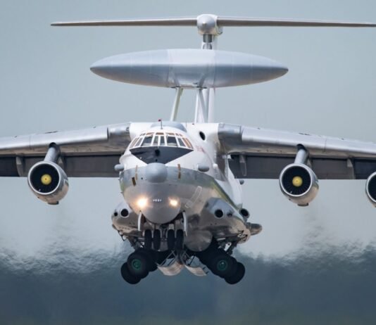 РФ испугалась украинских ракет и подняла в небо почти все самолеты А-50У