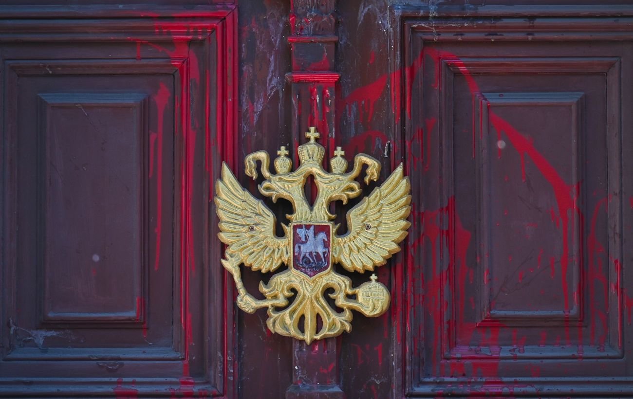 Россия отозвала посла из Лондона из-за помощи Британии Украине