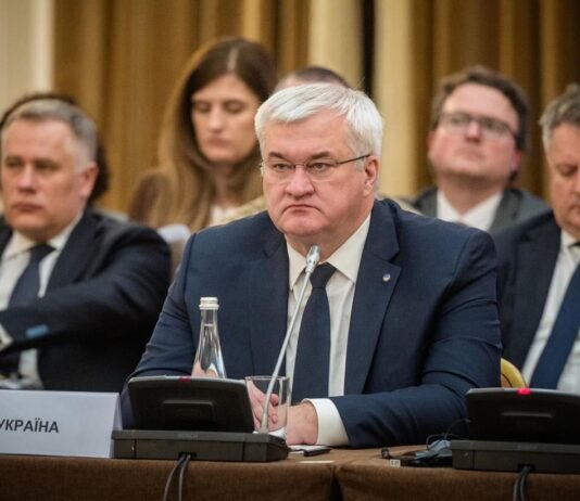 Растущие расходы на оборону Украины должны покрывать активы РФ, — Сибига