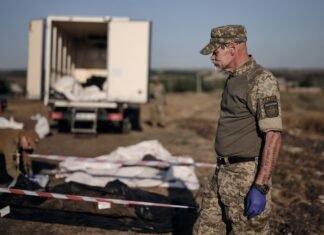 Домой «на щите»: Лубинец раскрыл, сколько украинцев погибли в плену РФ