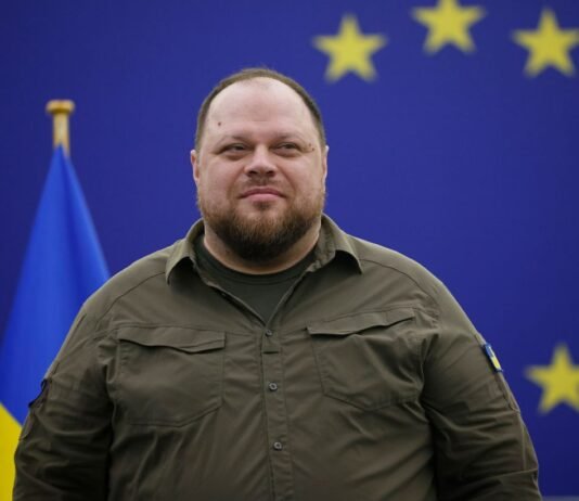 Стефанчук анонсировал представительство ВР в Европарламенте и упомянул Польшу