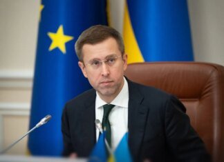 Кабмин вводит жесткий режим экономии бюджетных средств, уже найдено 70 млрд гривен