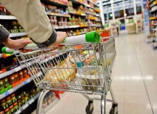 Цены на продукты в Украине могут вырасти из-за проблем с логистикой, но дефицита нет