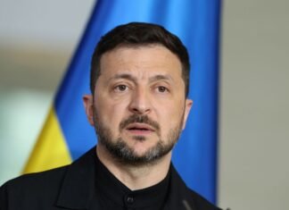 «Стрелять можно только в оккупантов»: Зеленский требует разобраться с перестрелкой силовиков в Киеве