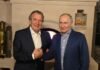 Путин пригласил Шредера домой на День рождения