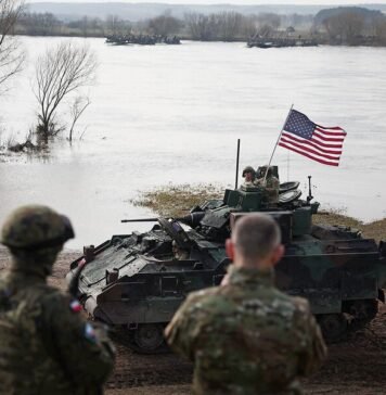 «Напоминает хаос»: США срочно эвакуировали часть дипломатов из стран Ближнего Востока, — CNN