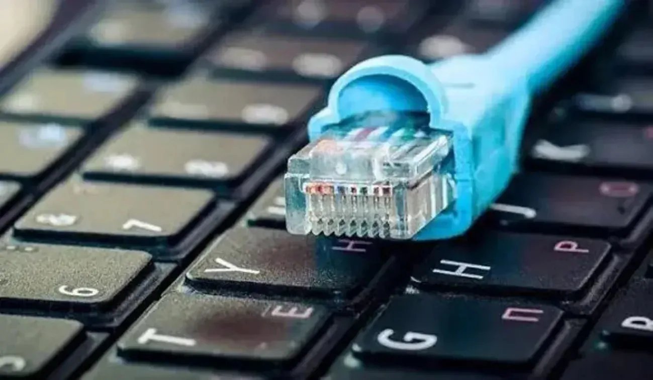 Из-за атаки РФ в части Одессы возникли проблемы с интернетом