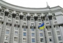 Кабмин еще не определился с изменениями в правилах бронирования, но бизнес предупреждает о рисках для экономики и требует предсказуемости