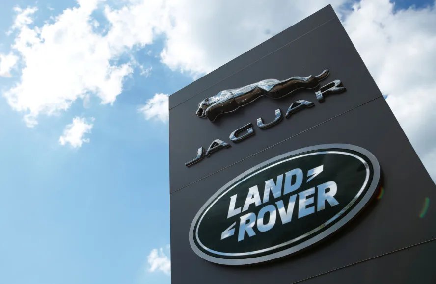 Россию подозревают в масштабной кибератаке на Jaguar Land Rover с ущербом до 2,1 млрд фунтов