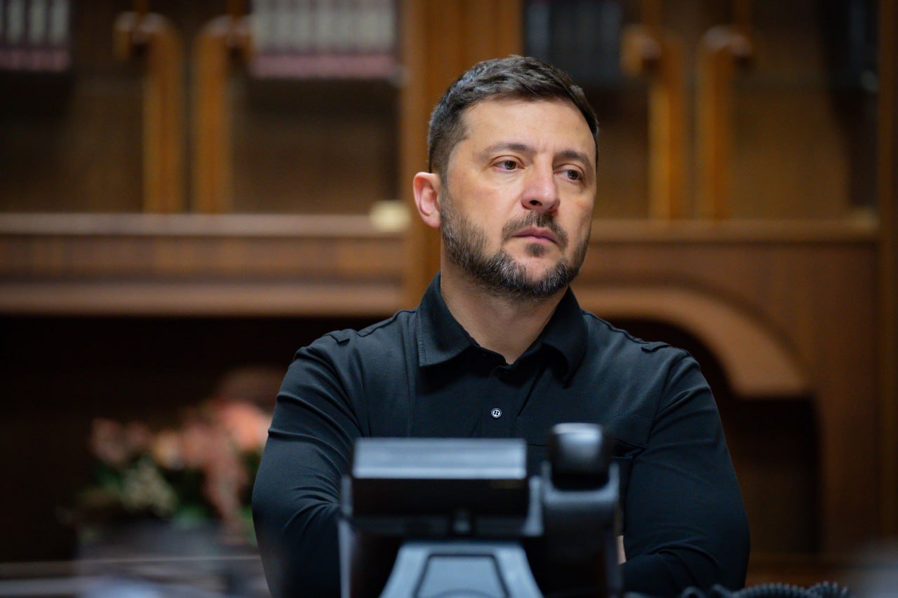 «Нас используют в качестве прикрытия»: Зеленский резко отреагировал на решение США по поводу дизельного топлива из РФ