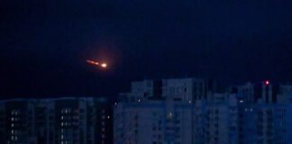 Свет будут отключать почти весь день: где 12 октября будут действовать графики и ограничения