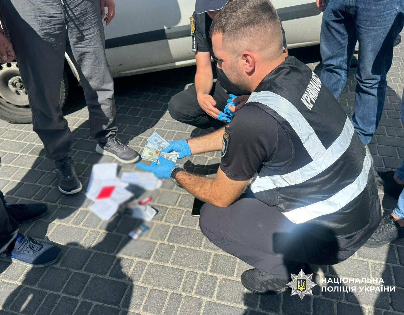 Поступление в колледж за деньги: в Одессе педагога разоблачили на схеме за $1600