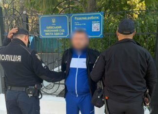 Сбежали из воинских частей с гранатами: в Одессе задержали двух военных с опасными «сувенирами»
