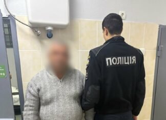 Не пришел на работу — получил ножом в грудь: в Одесской области мужчину подозревают в покушении на убийство