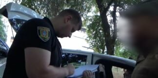 Автомат Калашникова, гранаты и сотни патронов: в Одессе будут судить торговца оружием